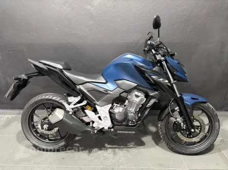 CB 300 F TWISTER ABS