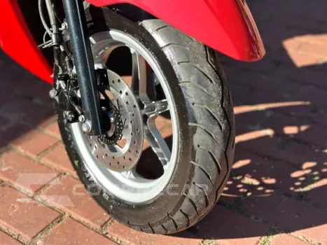 FLUO 125 HYBRID/CONNECTED