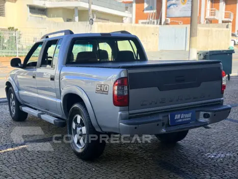 S10 2.4 MPFI Executive 4X2 CD 8V