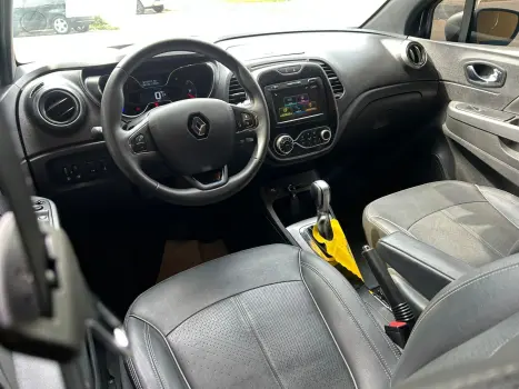 CAPTUR Intense Bose 1.6 16V Flex 5p Aut.