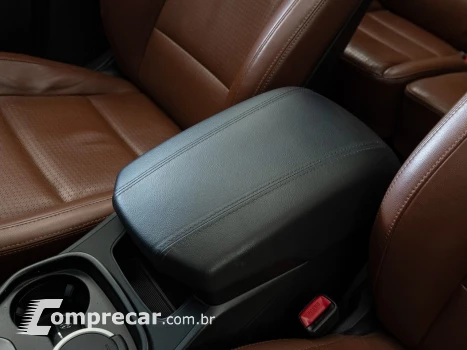 Santa SANTA FÉ 3.3 MPFI V6 4WD GASOLINA 4P AUTOMÁTICO