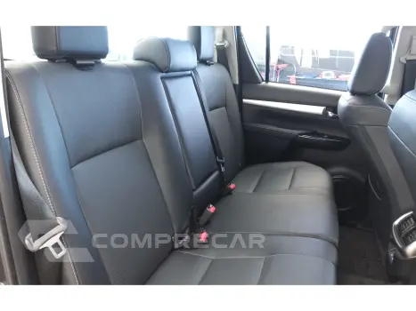 HILUX 2.8 D-4D TURBO DIESEL CD SRX 4X4 AUTOMÁTICO