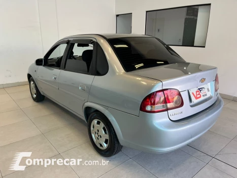 CLASSIC 1.0 MPFI LS 8V FLEX 4P MANUAL