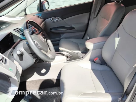 CIVIC - 1.8 LXS 16V 4P AUTOMÁTICO