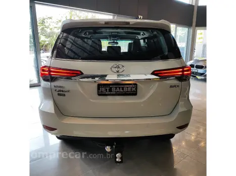 HILUX SW4 2.8 SRX 4X4 16V TURBO INTERCOOLER DIESEL 4P AUTOMÁ