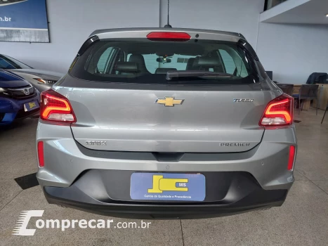 ONIX 1.0 Turbo Plus Premier