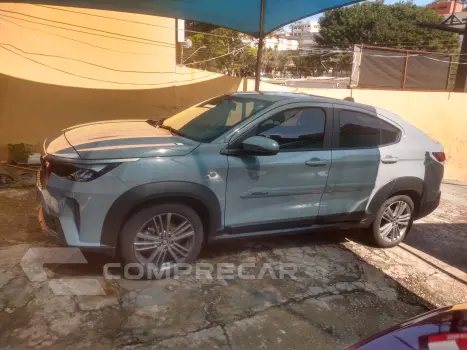 Fiat FASTBACK 1.0 Turbo 200 4 portas