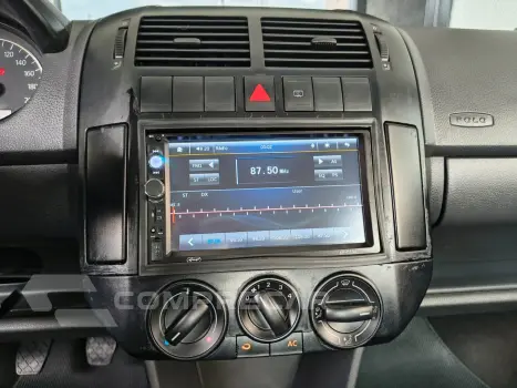 POLO SEDAN 1.6 MI 8V FLEX 4P MANUAL