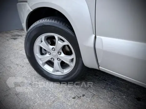 TUCSON 2.0 MPFI GLS 16V 143CV 2WD GASOLINA 4P AUTOMÁTICO