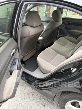 Civic 1.8 16V 4P FLEX LXS AUTOMÁTICO