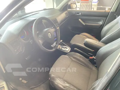 GOLF 2.0 MI GT 8V