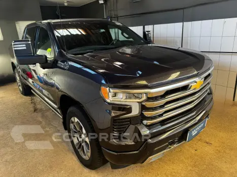 CHEVROLET SILVERADO 5.3 V8 GASOLINA 1500 HIGH COUNTRY 4X4 AUTOMÁTICO 4 portas