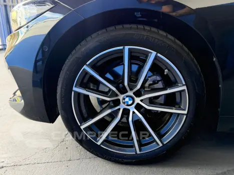 320i Sport GP 320i Sport Gp