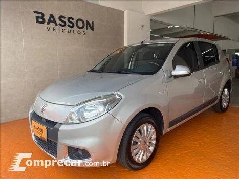 Renault SANDERO 1.6 Privilége 16V 4 portas