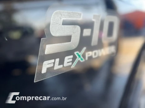 S10 - 2.4 MPFI EXECUTIVE 4X2 CD 8V 4P MANUAL