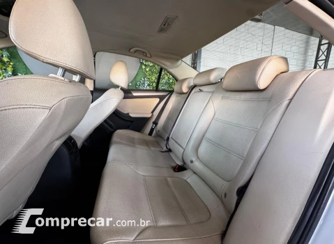JETTA Comfortline 1.4 TSI 16V 4p Aut.