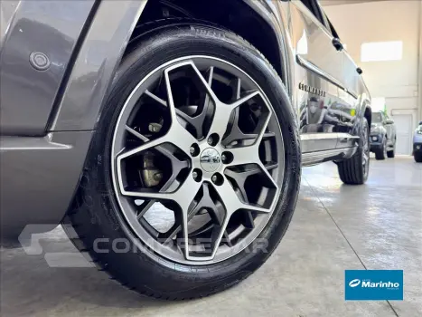 COMMANDER 1.3 T270 TURBO FLEX OVERLAND AT6