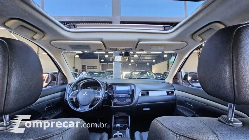 OUTLANDER 2.0 16V 160cv Aut.