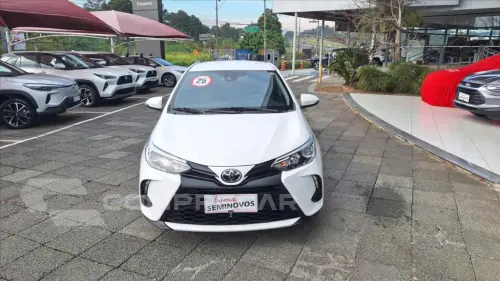 Toyota YARIS 1.5 16V FLEX SEDAN XS MULTIDRIVE 4 portas