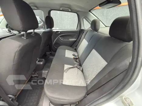 FIESTA 1.6 MPI Sedan 8V