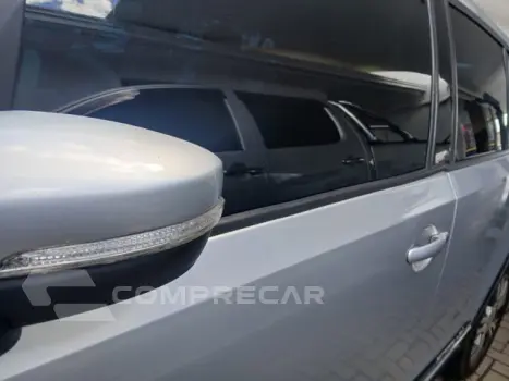 CROSS UP - 1.0 TSI 12V 4P MANUAL