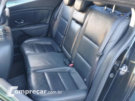 FLUENCE Sed. Dyn. Plus 2.0 16V FLEX Aut.