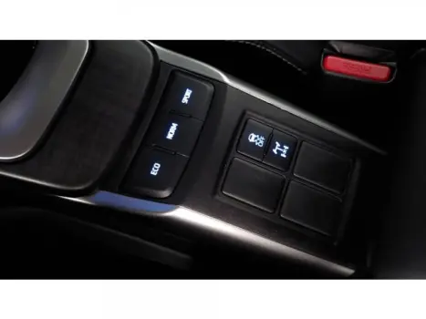 HILUX SW4 - 2.8 D-4D TURBO SRX 4X4 AUTOMÁTICO