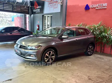 Volkswagen POLO 1.0 200 TSI COMFORTLINE AUTOMÁTICO 4 portas