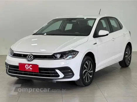 Volkswagen POLO 1.0 170 TSI HIGHLINE AUTOMÁTICO 4 portas