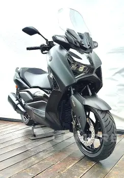 YAMAHA XMAX 250 CONNECTED ABS