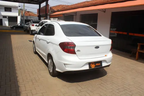 Ka + Sedan 1.0 12V 4P TI-VCT SE FLEX