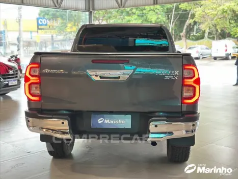 HILUX 2.8 D-4D TURBO DIESEL CD SRX 4X4 AUTOMÁTICO