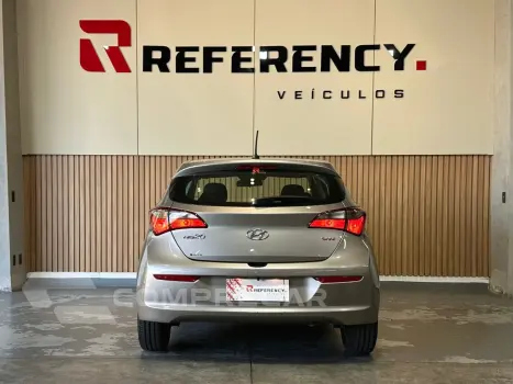 HB20 1.0 COMFORT PLUS 12V TURBO FLEX 4P MANUAL