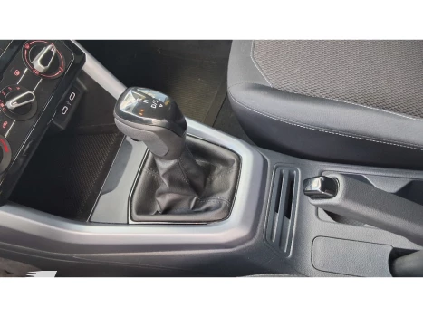 T-CROSS 1.0 200 TSI TOTAL FLEX AUTOMÁTICO