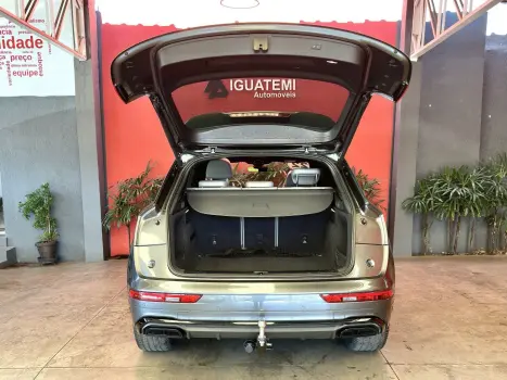 Q5 2.0 45 TFSI GASOLINA S LINE BLACK QUATTRO S TRONIC