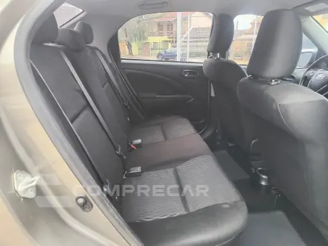 ETIOS 1.5 X Plus Sedan 16V