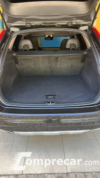 XC60 2.0 T5 Kinetic