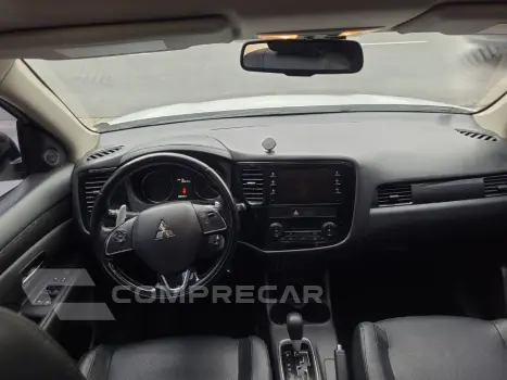 OUTLANDER 2.0 16V 160cv Aut.