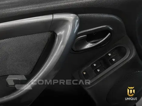 DUSTER - 2.0 DYNAMIQUE 4X4 16V 4P MANUAL