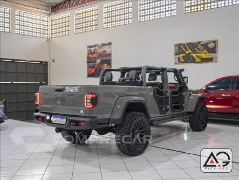 GLADIATOR 3.6 V6 Rubicon 4X4 AT8