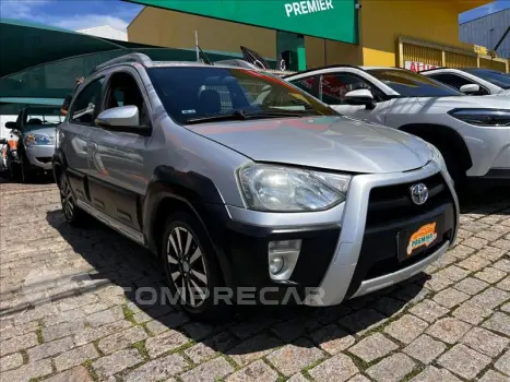 Toyota ETIOS CROSS 1.5 16V 4 portas