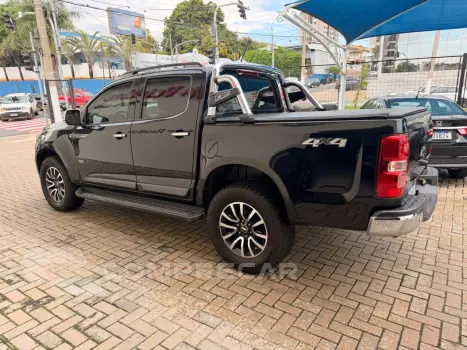 S10 2.8 16V LTZ CABINE DUPLA 4X4 TURBO DIESEL AUTOMÁTICO