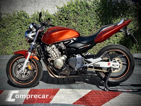 CB 600F HORNET