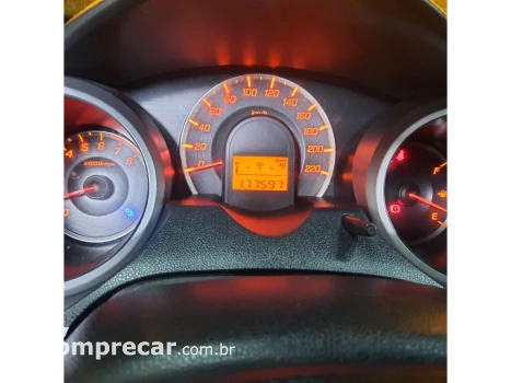 FIT 1.4 LX 16V FLEX 4P AUTOMÁTICO