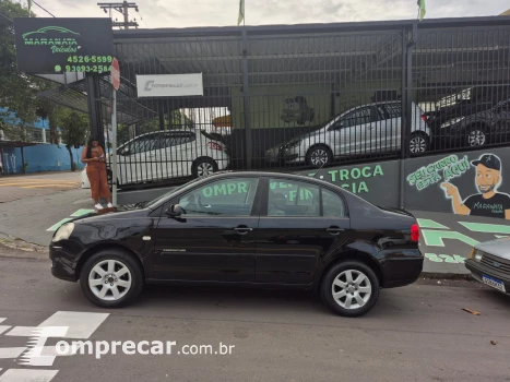 POLO 1.6 SEDAN CONFOTILINE