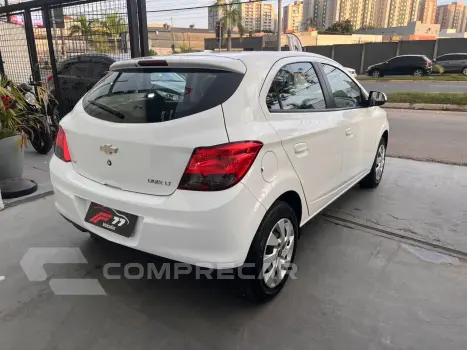 Onix Hatch 1.4 4P FLEX LT