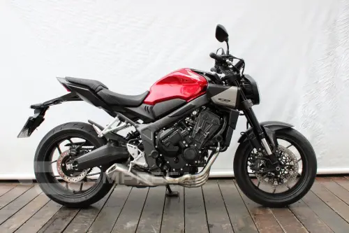 HONDA CB 650R E-CLUTCH