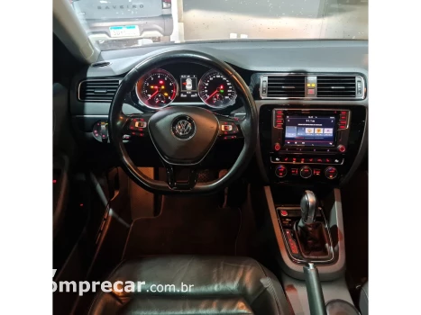 JETTA 2.0 TSI HIGHLINE 211CV GASOLINA 4P TIPTRONIC