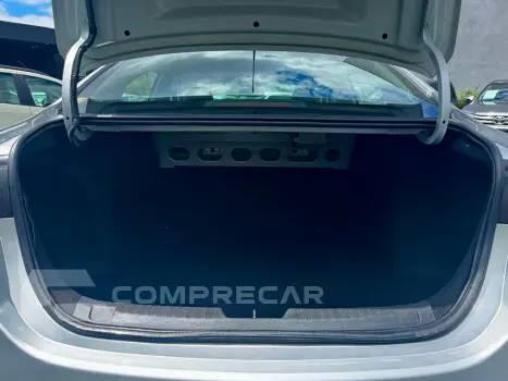 ONIX 1.0 Turbo Plus Premier