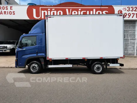 Volkswagen Delivery Express+ 3.0 Prime + (Baú Facchini) 2 portas